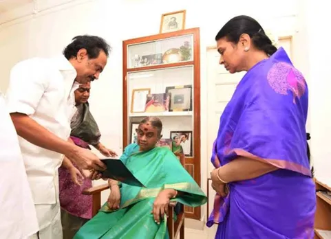 கருணாநிதி வேட்பு மனுத் தாக்கல்