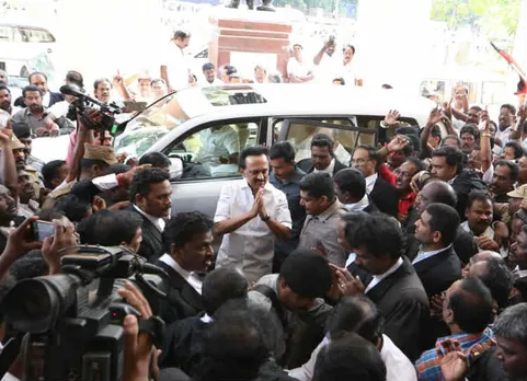 முக ஸ்டாலின் ஆஜர்