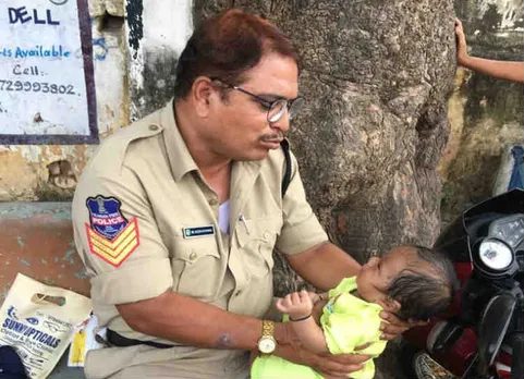 telangana police viral photo, தெலுங்கானா