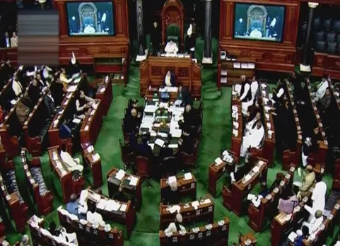 மேகதாது விவகாரம்: அதிமுக எம்.பி.க்கள் கடும் அமளி, மக்களவை நாள் முழுவதும் ஒத்திவைப்பு