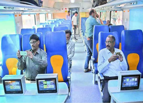 Tejas Express, தேஜஸ் எக்ஸ்பிரஸ்