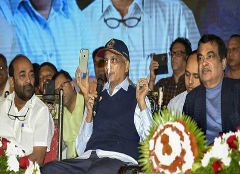 ரபேல் விவகாரம்: 'ஆறுதல் சொல்ல வந்ததை அரசியலாக்குவதா?' - ராகுல் காந்தியை கண்டித்த மனோகர் பாரிக்கர்