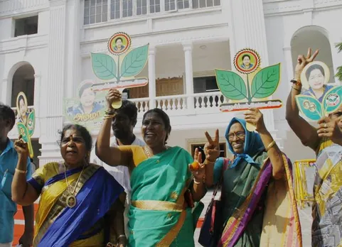 இரட்டை இலை சின்னம்