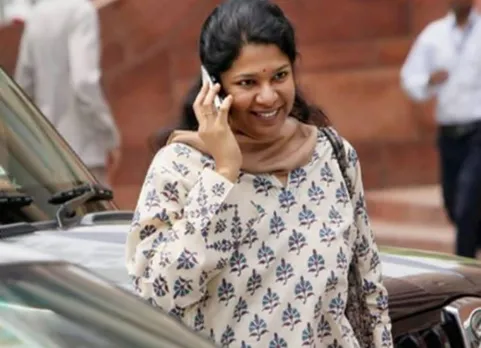 chennai, chennai airport, hennai Airport roof leakage, dmk mp kanimozhi, சென்னை விமான நிலையம், திமுக எம்.பி கனிமொழி, dmk, upa, chennai rains, rainfall, Tamil indian express news,chennai news
