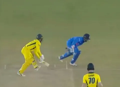 Rishabh Pant India vs australia ms dhoni virat kohli - தோனி... தோனி... என கூச்சலிட்ட ரசிகர்கள்! மனம் நொந்த ரிஷப் பண்ட்! (வீடியோ)