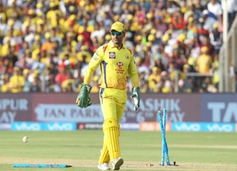 IPL 2019 Csk song - 'இது சிஎஸ்கேவுக்கு சமர்ப்பணம்' - மாஸ் காட்டிய ரசிகர்கள்! (வீடியோ)