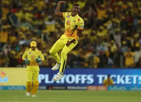 Lungi Ngidi Out of IPL 2019 Due to Injury MS Dhoni - சிஎஸ்கேவுக்கு மிகப்பெரிய பின்னடைவு.... தோனியின் ஃபேவரைட் வீரர் விலகல்!
