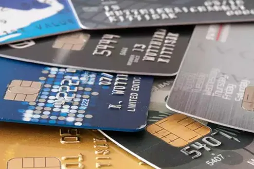 credit,card, banking, axis bank, hdfc bank, interest, loan, வட்டி, கிரெடிட் கார்டு,வங்கிகள்,கடன், ஆக்சிஸ் வங்கி