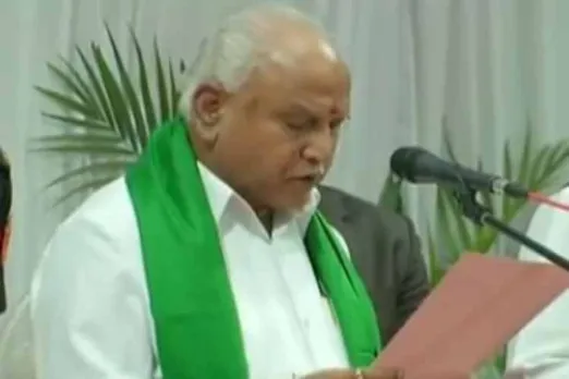 karnataka, yeddyurappa, chief minister, kumarasamy, governor, swearing in, கர்நாடகா, எடியூரப்பா, முதல்வர், குமாரசாமி, பதவியேற்பு