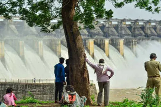 pambaru dam Selfie - 4 members die