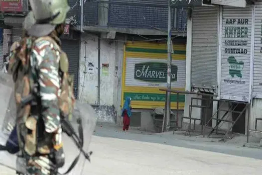 article 370, jk reorganisation, jaamu - kashmi reorgainisation, ladakh, jammu and kashmir, ஜம்மு காஷ்மீர், லடாக், யூனியன் பிரதேசங்கள், ஜம்மு காஷ்மீர் மறுசீரமைப்பு, ஜம்மு காஷ்மீர் லடாக் தொடக்க விழா, jk bifurcation, Low-key inaugural planned for UTs, jk special status, Tamil indian express, latest news