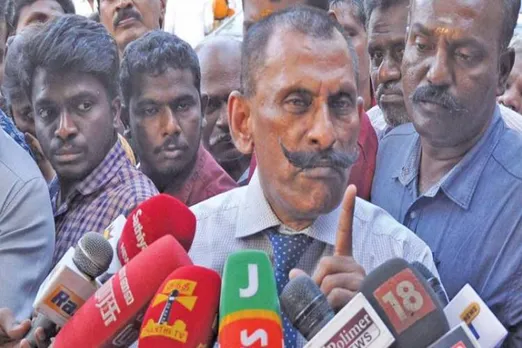 Pon Manickavel idol abduction case madras high court - எத்தனை வழக்குகளில் குற்றப்பத்திரிகை தாக்கல் செய்யப்பட்டுள்ளது? - பொன் மாணிக்கவேல் அறிக்கை அளிக்க உத்தரவு