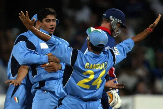 nehra 6 wickets vs england world cup 2003 cricket flash back - உலகக் கோப்பைக்கு முன் தாய்க்கு நெஹ்ரா அளித்த 2 வாக்குறுதி... ஒன்னு இங்க இருக்கு; இன்னொன்னு எங்க?