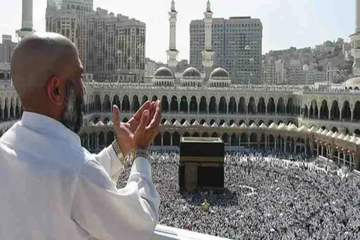 siege of mecca's grand mosque, masjid al haram, juhayman al-otaibi, mecca grand mosque siege 1979, extremism in saudi arabia, saudi arabia liberalising, மெக்கா பெரிய மசூதி முற்றுகை, சவுதி அரேபியாவில் 40 ஆண்டுகளுக்கு முன்பு என்ன நடந்தது? us embassy burnt in pakistan, mohammed bin salman, indian express explained, national gendarmerie intervention group, Mecca’s Grand Mosque Siege, Mecca’s Grand Mosque Siege in Saudi Arabia before 40 years ago