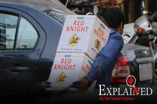 kerala news, kerala liquor policy, kerala alcohol policy, kerala cm pinarayi vijayan, ldf government, udf government, கேரளா, கேரளா மது கொள்கை, பினராயி விஜயன், cpm, congress, bjp, kerala prohibition, kerala liquor ban, kerala liquor, Tamil indian express