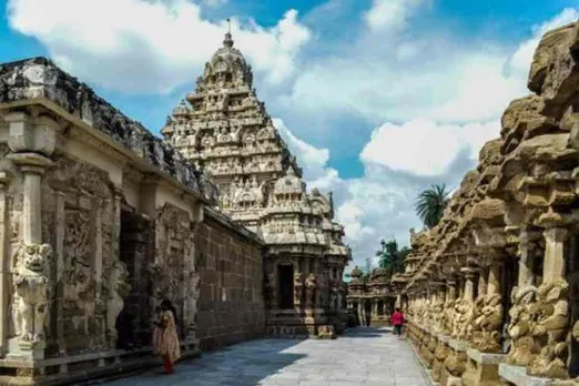 temple sthapathi, temple sthapathi postings, hrnc should give priority to sculpture college student, கோயில் ஸ்தபதி பணி, சிற்பக்கலை கல்லூரி மாணவர்களுக்கு முன்னுரிமை, உயர் நீதிமன்றம் உத்தரவு, இந்து அறநிலையத் துறை, madras high court order, hrnc, sculpture college, tamilnadu government