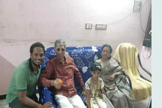 vijay, bigil vijay, sa chandrasekar, shoba chandrasekar, fans, house, surprise visit, cooking