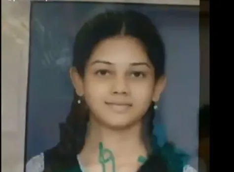 இந்த சன் டி.வி பிரபலத்தை அடையாளம் தெரிகிறதா? பரிணாம வளர்ச்சிப் படங்கள்