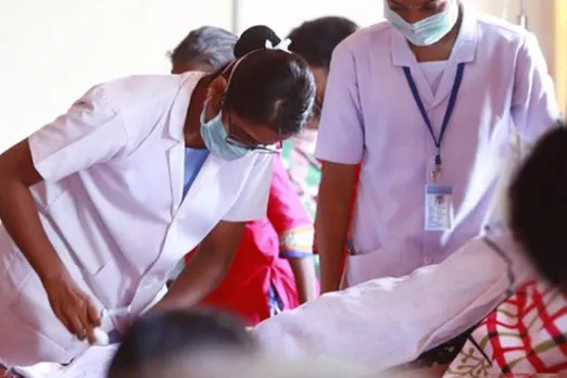 Corona virus. Corona virus tamil news, Corona virus news in tamil, தமிழகம், தமிழக செய்திகள், கொரோனா வைரஸ், கொரோனா தமிழ் news, கொரோனா தமிழ்நாடு, corona virus tamil nadu news, coronavirus today news in tamil, coronavirus Latest news in tamil, coronavirus Tamil nadu news, coronavirus chennai news, Corona virus outbreak, corona virus pandemic, corona virus symptoms