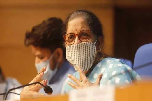 nirmala sitharaman, nirmala sitharaman speech, nirmala sitharaman speech live, nirmala sitharaman press conference, nirmala sitharaman press meet,புலம்பெயர் தொழிலாளர்களுக்கு அடுத்த 2 மாதங்களுக்கு இலவச உணவு தானியங்கள், நிர்மலா சீதாராமன் பொருளாதார திட்டங்கள் அறிவிப்பு, nirmala sitharaman economic package, nirmala sitharaman 20 lack crores, நிர்மலா சீதாராமன், நிர்மலா சீதாராமன் பிரஸ்மீட், நிர்மலா சீதாராமன் பேட்டி, நிர்மலா சீதாராமன் அறிவிப்பு, nirmala sitharaman farmers announcements, nirmala sitharaman migrent workers relief, nirmala sitharaman news in tamil, nirmala sitharaman live, nirmala sitharaman, anurag thakur announcement, 20 லட்சம் கோடி ரூபாய் பொருளாதார திட்டங்கள் அறிவிப்பு