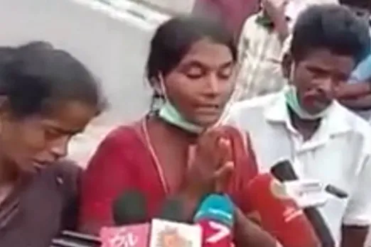 villupuram girl jayashree muder, villupuram girl jayashree burning and murder, ஜெயஸ்ரீ, சிறுமி ஜெயஸ்ரீ, விழுப்புரத்தில் எரித்துக் கொலை செய்யப்பட்ட சிறுமி, அதிமுக முன்னாள் கவுன்சிலரால் எரித்துகொலை செய்யப்பட்ட சிறுமி, jayshree mother crying before media, jayashree mother demand justice, jayshree mother wants justice, ஜெயஸ்ரீயின் தாயார் மீடியாவிடம் கதறல், villupuram, சிறுமி ஜெயஸ்ரீயின் தாய், tamil nadu, jayashree mother video