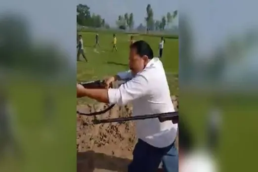 samajwadi party leader killed, sp leader killed, sambhal killing, sp leader killed sambhal, uttar pradesh, சமாஜ்வாதி கட்சி பிரமுகர், மகன் சுட்டுக் கொலை, உத்தரபிரதேசம், இந்திய செய்திகள், latest tamil news