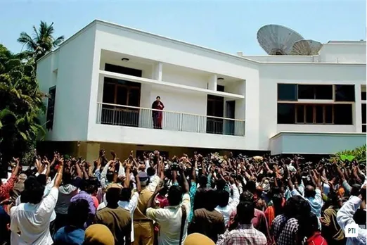 former cm jayalalitha's poes garden house veda nilaiyam to be convert as memorial