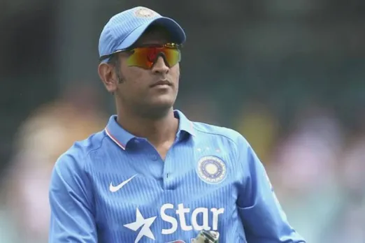 MS Dhoni, Mahendrasingh Dhoni, Dhoni Retires rumour trending, Dhoni retires, தோனி ஓய்வு, தோனி, மகேந்திர சிங் தோனி, தோனி ஓய்வு ட்ரெண்டிங், தோனி ஓய்வு இல்லை, Dhoni fans retaliate, Dhoni never retires trending, Dhoni no retires, Dhoni twitter trending, latest trending news, cricket news, latest tamil trending news