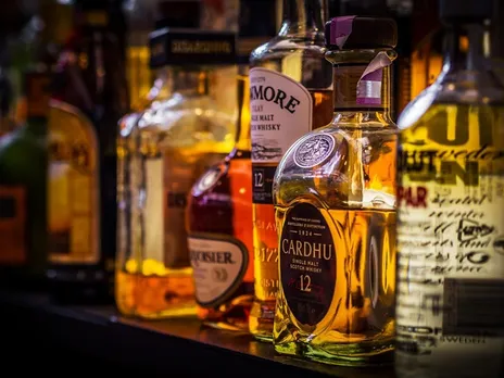 TASMAC reopen 6 members arrested for smuggling liquor from Tamil Nadu to Puducherry