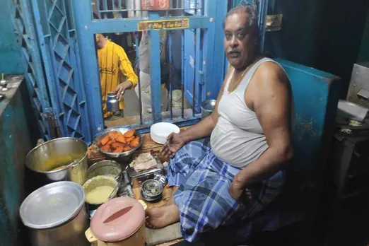 Mylapore Jannal Bajji Kadai ramesh passed away