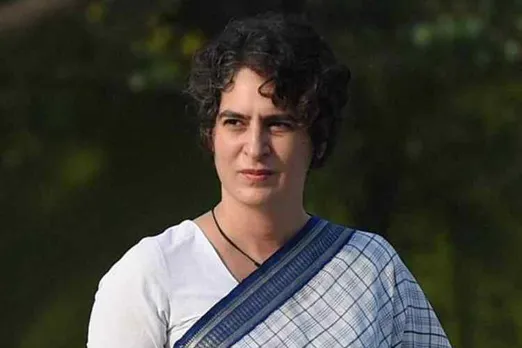 Priyanka Gandhi, Priyanka Gandhi bungalow, Priyanka Gandhi asked to vacate government bungalow, பிரியங்கா காந்தி அரசு பங்களா ஒதுக்கீடு ரத்து, பிரியங்கா காந்தி, காங்கிரஸ் கட்சி, priyanka gandhi government bungalow allotment cancelled, Priyanka Gandhi residence, பிரியங்கா காந்தி வீட்டை காலி செய்ய நோட்டீஸ், Priyanka Gandhi home, Priyanka Gandhi SPG