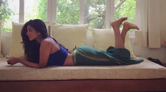 Trending viral photos of Malavika Mohanan in Veshti