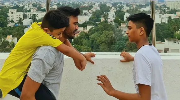 Dhanush shares a cutest picture of his two sons