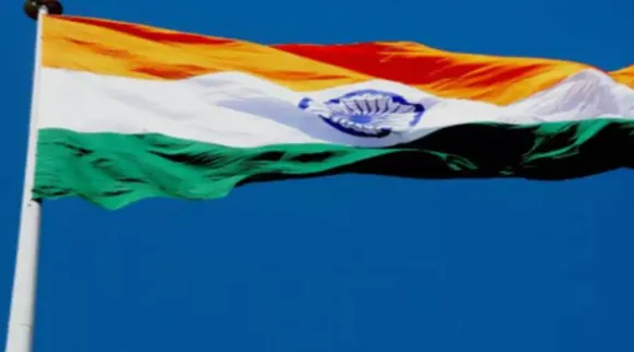 திமுகவை விஞ்சிய தமிழக காங்கிரஸ் - 150 அடி உயரத்தில் பறந்த தேசியக் கொடி