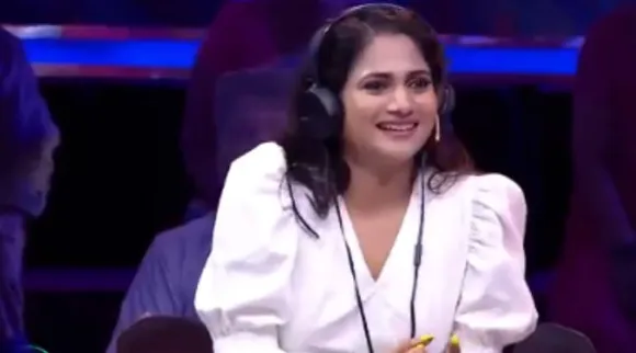 actress losliya, losliya, losliya again participated in vijay tv, லாஸ்லியா, விஜய் டிவி, ஸ்டார் மியூஸிக், லாஸ்லியா மீண்டும் விஜய் டிவியில், vijay tv star music programme, losliya in star music promo, losliya video goes viral, losliya win rs 1 lakh