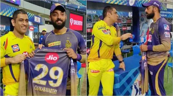 dhoni, ms dhoni, csk, kkr varun chakaravarthy, தோனி, வருண் சக்ரவர்த்தி, தோனி வருண் சக்ரவர்த்தி வீடியோ, வைரல் வீடியோ, சிஎஸ்கே, கேகே ஆர், ஐபிஎல், ms dhoni varun chakaravarthy, dhoni varun chakaravarthy conversation, dhoni varun chakaravarthy video goes viral, viral video, ipl