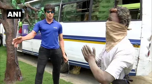 Kolkata Durga Puja pandal features life-size statue of Sonu Sood, migrant workers