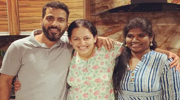Reason behind VJ Archanas decision to quit social media twitter Netizen trolls Tamil News