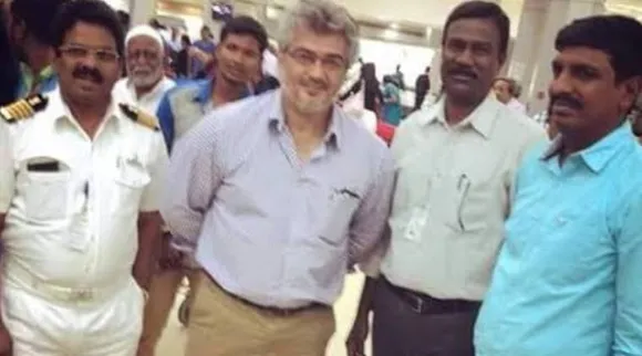 ajith kumar, actor thala ajith, ajith meets fans in airport, அஜித், தல அஜித், அஜித் ரசிகர்களிடம் கைகொடுத்த வீடியோ, viral video, thala ajith, ajith fans