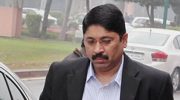 PMK DMK workers clash Dhayanidhi Maran Car damaged near Salem Tamil News