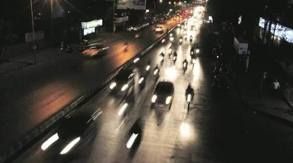 How didi tamilnadu brought down its road accident cases and how it implemented road safety awareness. -சாலை விபத்துகளை குறைத்து தமிழ்நாடு சாதனை: எப்படி சாத்தியமானது?