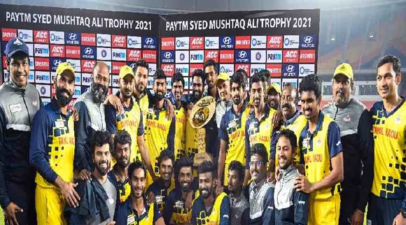 , Tamilnadu wins after 14 years Dinesh Karthik leads to T20 success for second time and team dances for vaathi coming song. -14 ஆண்டுகளுக்கு பிறகு சாதனை: 'வாத்தி கம்மிங்' டான்ஸ் ஆடிய தமிழக அணி