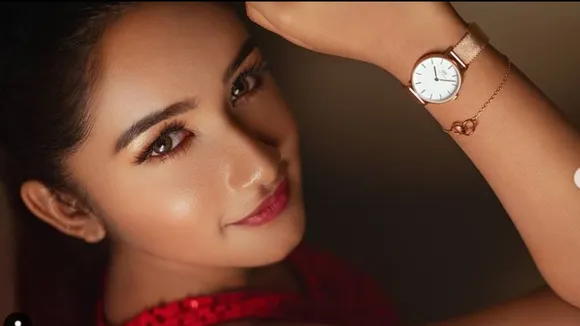 Mouna Ragam Raveena Daha Beauty Tips Tamil