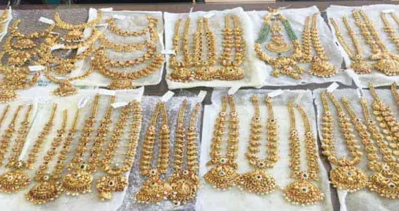 நெல்லையில் வாகன சோதனையில் சிக்கிய ரூ. 13 கோடி தங்க நகை: வருமானவரித்துறை விசாரணை