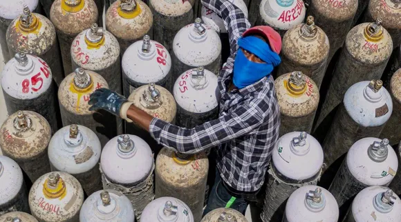 Covid crisis falling short in India covid oxygen supply Tamil News