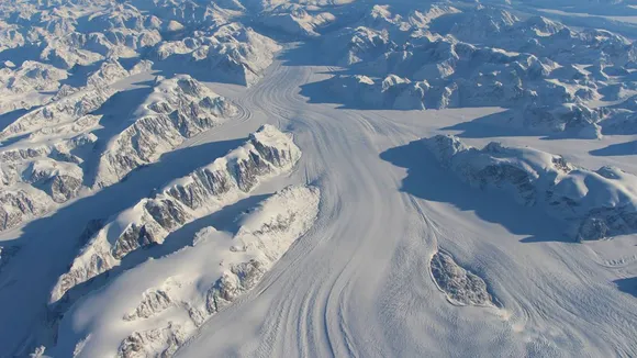Viral trending images of world's largest iceberg A-76 that floats in Weddell sea Antarctica