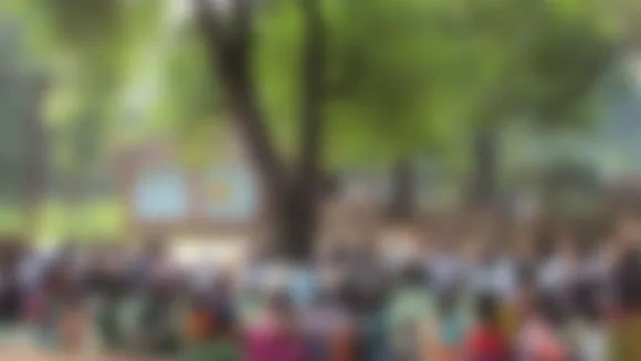 2-வது திருமணம் செய்த பெண்ணுக்கு நூதன தண்டனை : சாதி பஞ்சாயத்தார் மீது வழக்கு
