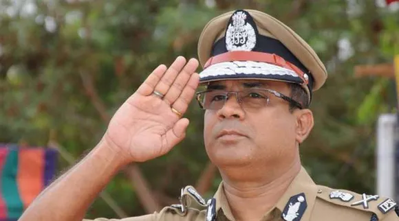ஊரடங்கின் போது போலீசார் கனிவுடன் நடந்து கொள்ள வேண்டும்: டிஜிபி திரிபாதி உத்தரவு