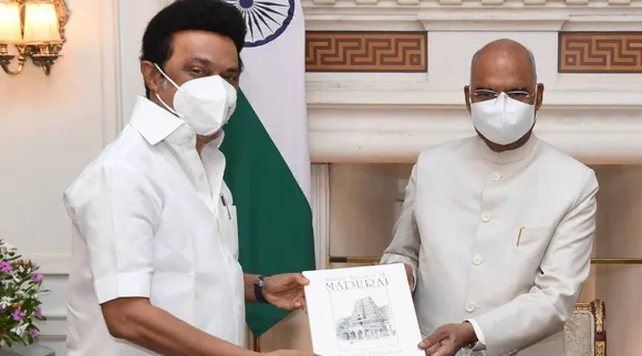 DMK CM MK Stalin, stalin lead TN govt celebrates madras presidency assembly centenary, madras presidency assembly centenary confusion, aiadmk, jayakumar, mk stalin, justice paryty, சென்னை மாகாண சட்டமன்ற நூற்றாண்டு விழா, நீதிக் கட்சி, திமுக, முக ஸ்டாலின், கருணாநிதி படத்திறப்பு, karunanidhi photo open in assembly, madras presidency assembly