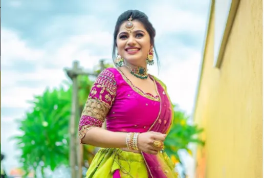 பியூட்டிஃபுல் லுக் ! கியூட் ஸ்மைல் - அன்பே வா பூமிகாவின் லேட்டஸ்ட் ஃபோட்டோ ஷூட்